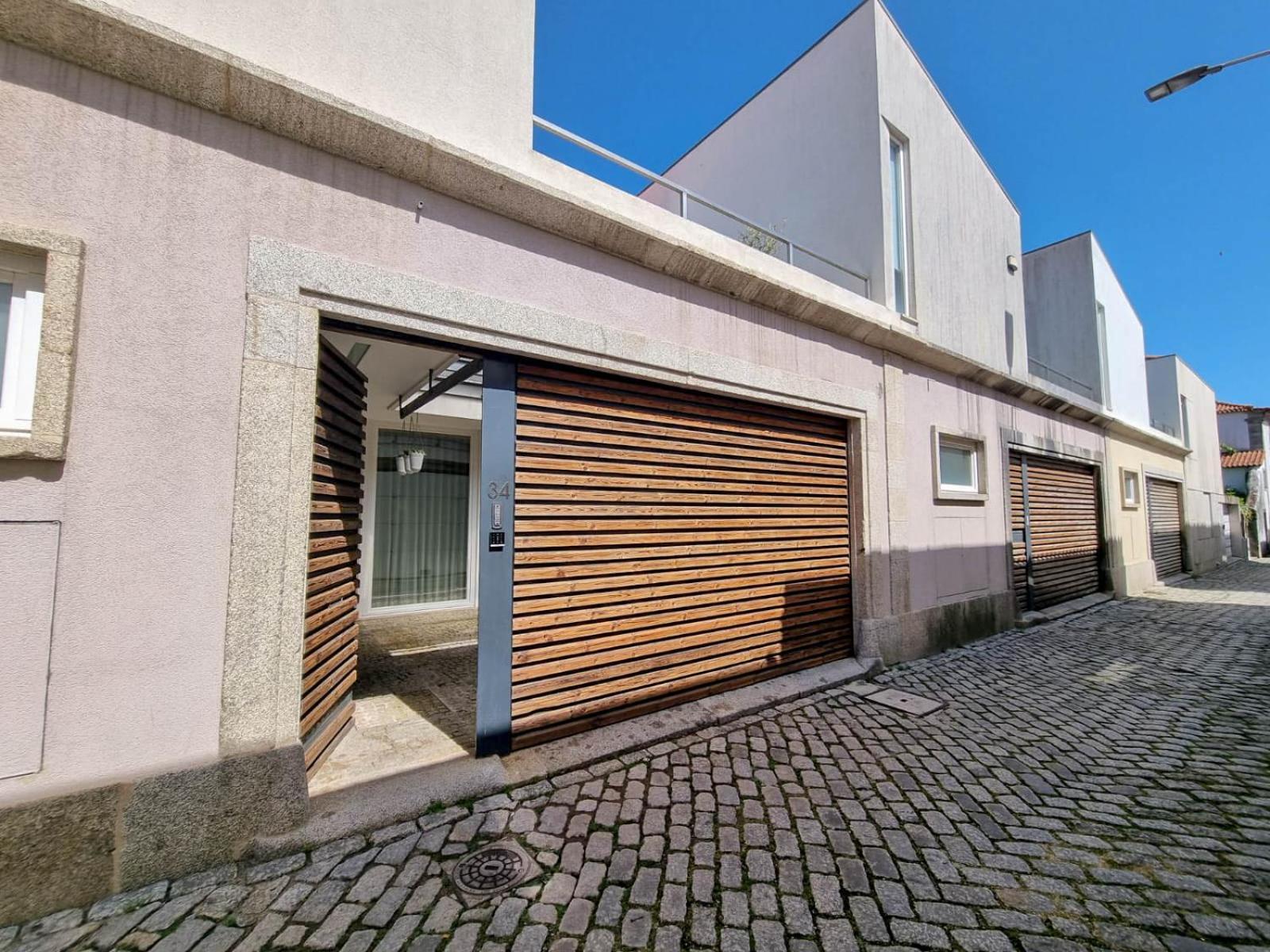 Casa Do Trigo - With Garage In The Center * Viana do Castelo